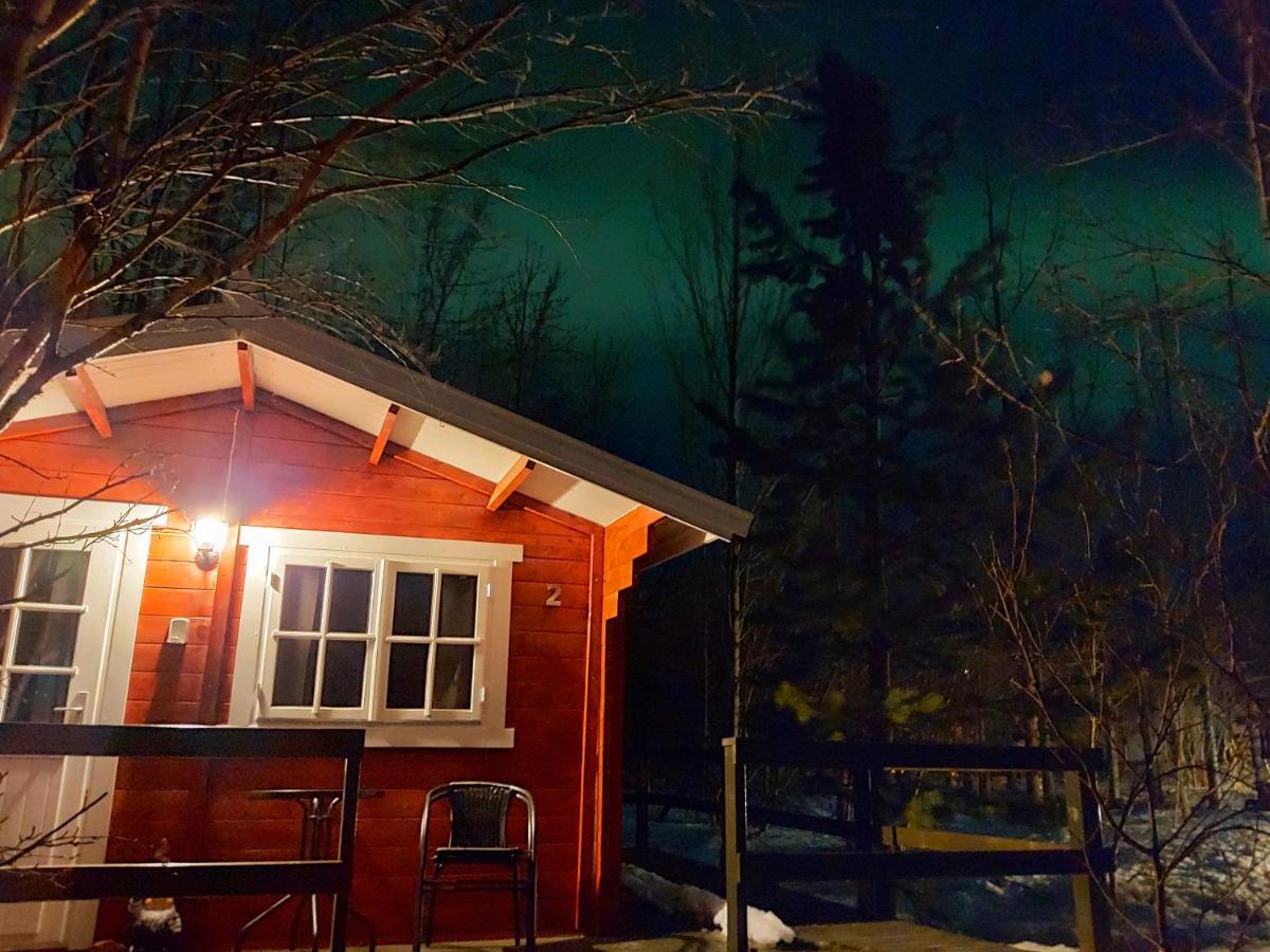Bakkakot 2 - Cozy Cabins In The Woods Акурейри Экстерьер фото